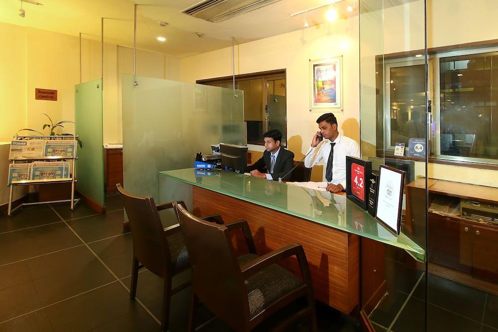 Hotel Studio Estique Pune Exterior foto