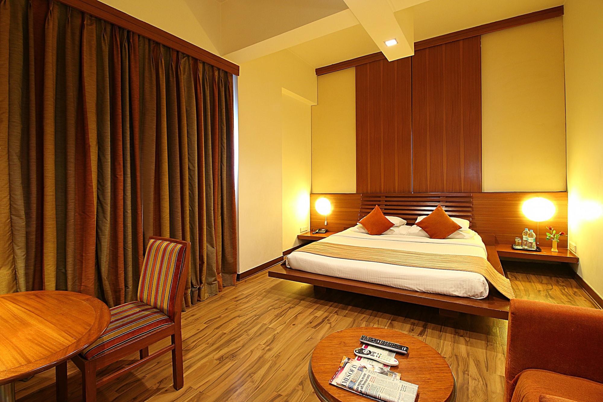 Hotel Studio Estique Pune Exterior foto